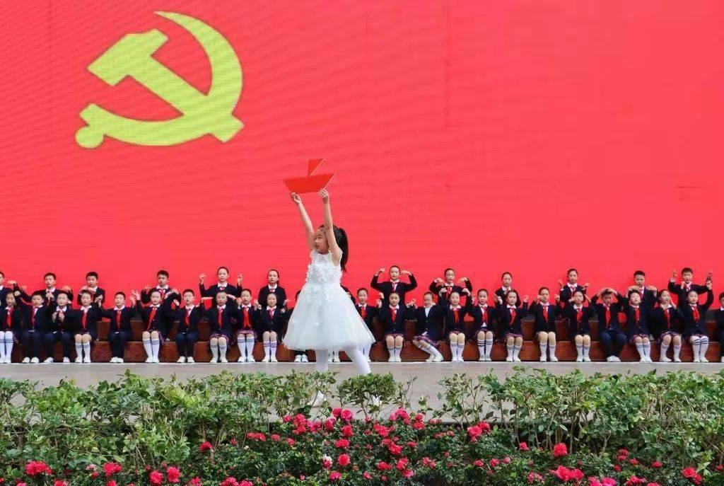 我是包建筑的,现在有的工人来几天就走了,怎么好记他们做了好久哦,可以在对多找几个人来上班不安?——热门讨论社区,分享你的观点和见解